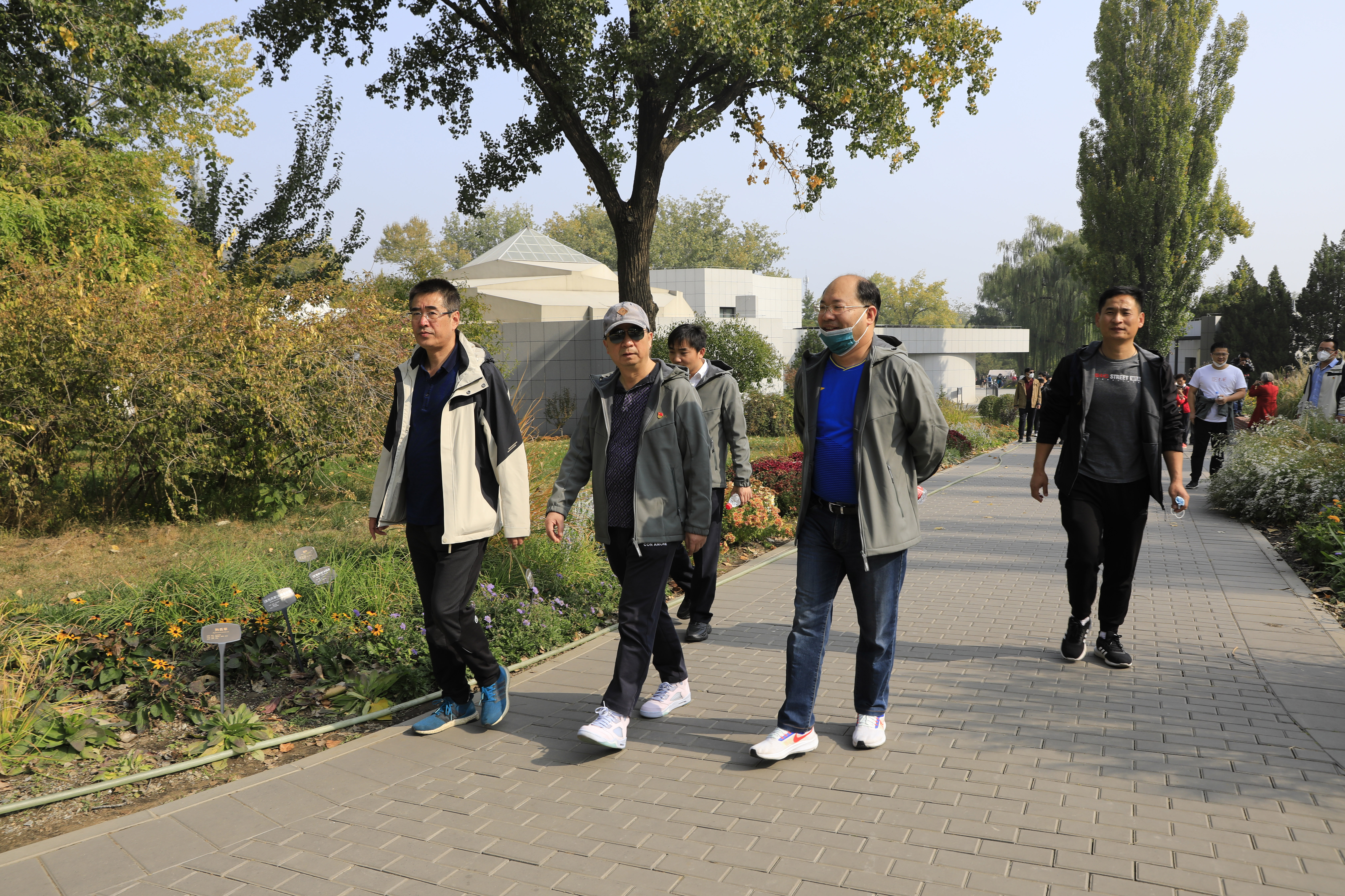 图1 拷贝.jpg